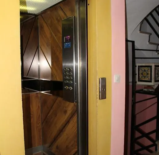 Hostal Mengual Guest house *