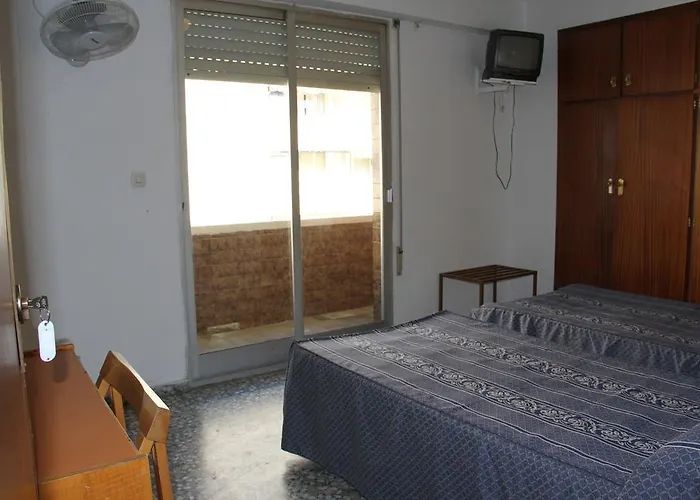 Hostal Mengual Guest house *