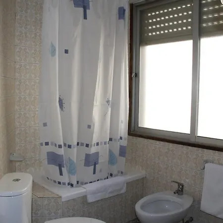 Guest house Hostal Mengual Gandia