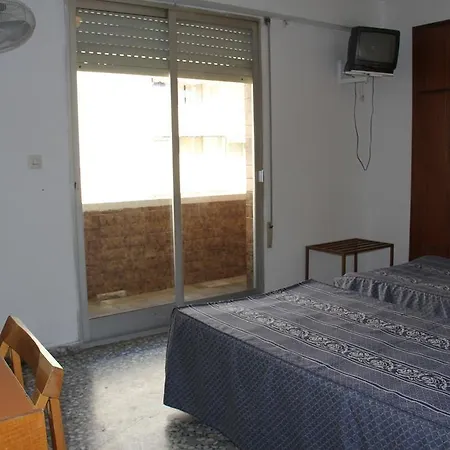 Hostal Mengual Guest house *
